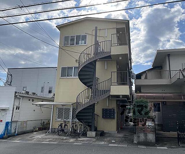 3 / 16
