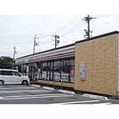 コンビニ「セブンイレブン津市雲出本郷町店まで197ｍ」