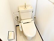 シャワー付きトイレ