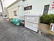 敷地内ごみ置き場