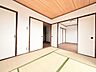寝室：和室