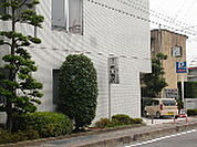 病院「遠山病院まで1013ｍ」