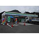 コンビニ「ファミリーマート津一志庄村店まで2233ｍ」
