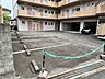 外観：駐車場