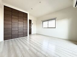 La Fenice 201 2階1Kのリビング/ダイニング