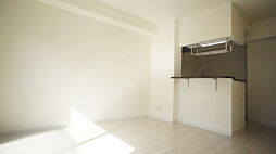 ステイシス久居 203 2階1LDKのリビング/ダイニング