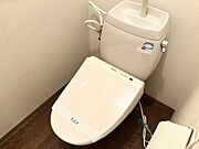 シャワー付きトイレ