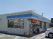 コンビニ「ローソン津白塚店まで917ｍ」