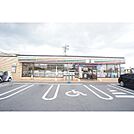 コンビニ「セブンイレブン津市一身田中野店まで423ｍ」