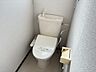 トイレ：シャワー付きトイレ