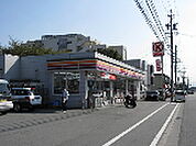コンビニ「サークルK津高茶屋店まで363ｍ」