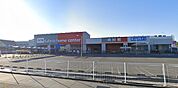 ホームセンター「DCM四日市泊店まで2222ｍ」