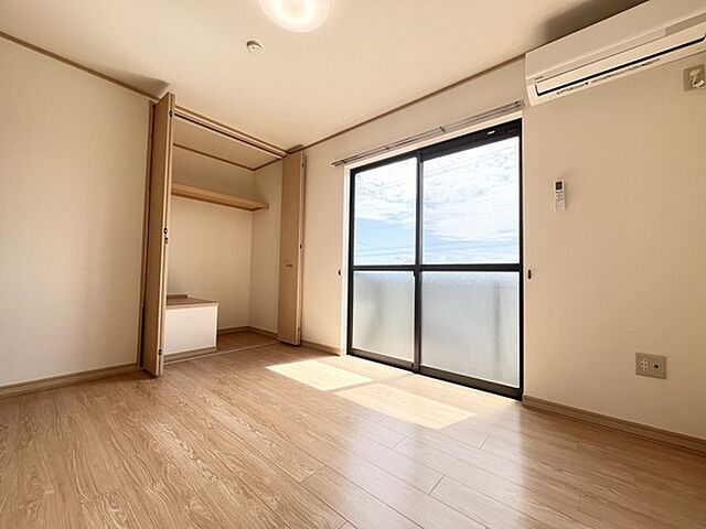 寝室