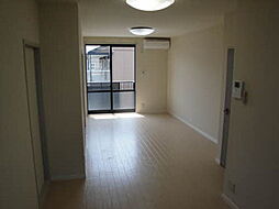 メルベール西富田 202