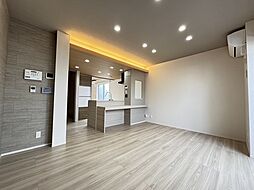 Ｄ-ｃｈａｍｂｒｅ幸町 102 1階1LDKのリビング/ダイニング