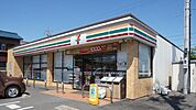 コンビニ「セブンイレブン四日市曙町店まで362ｍ」