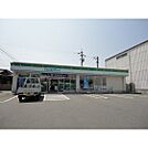 コンビニ「ファミリーマート菰野福村店まで1207ｍ」