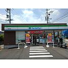 ファミリーマート菰野桜野店まで500m