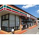 コンビニ「セブンイレブン四日市諏訪町店まで204ｍ」