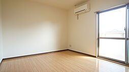 ピアーチェII 207 2階1Kのリビング/ダイニング