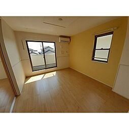 タルタルーガI 201 2階2LDKの寝室