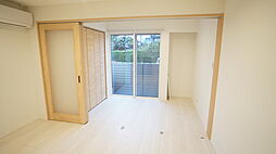 オランジュベール岸岡 103 1階1LDKのリビング/ダイニング