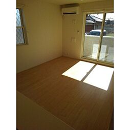 ピーハート 104 1階1LDKの寝室