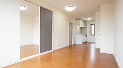 ベイサージュ玉垣 102 1階2LDKのリビング/ダイニング