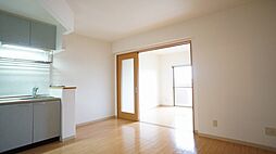 道伯ゴールドヒルズローレル 403 4階1LDKのリビング/ダイニング