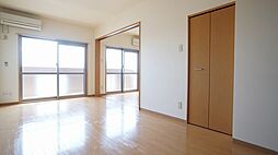 カレン曙 302 3階1LDKのリビング/ダイニング