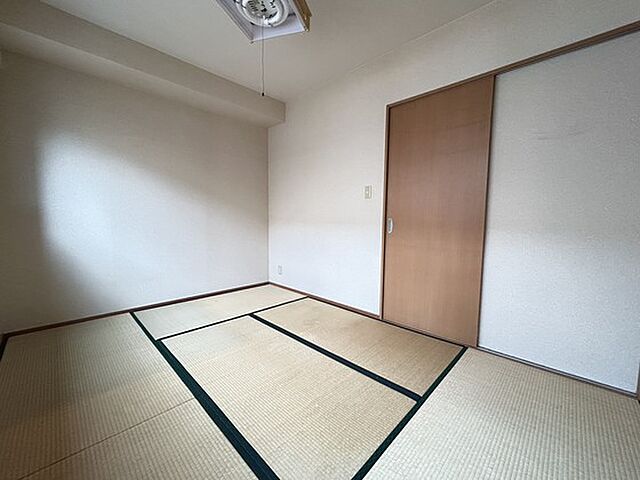 寝室