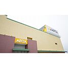 ショッピングセンター「アピタ鈴鹿店まで1445ｍ」