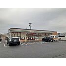 セブンイレブン岡田一丁目店まで350m