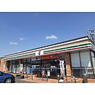 セブンイレブン亀山川崎町店まで300m