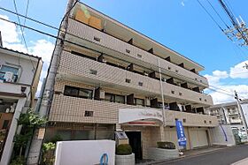 メゾン・ド・パルファン  ｜ 京都府京都市右京区西院高田町（賃貸マンション1K・1階・12.63㎡） その1