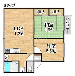 ラッキービレッジ 1階