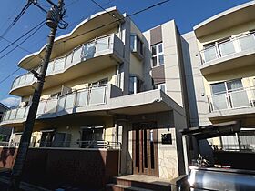 Casa di Felice 105 ｜ 埼玉県さいたま市浦和区前地２丁目1-14（賃貸マンション1LDK・1階・38.86㎡） その1