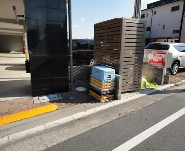 ロイヤルステージ 305｜静岡県浜松市中央区中央２丁目(賃貸マンション2LDK・3階・69.10㎡)の写真 その8