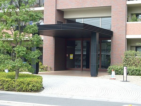 エントランスを拡大表示