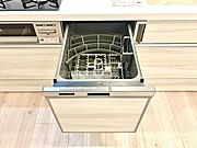 食洗器付きのキッチンです、ぜひ現地にて、実際の広さや開放感をお確かめください。
