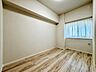 室内：独立性が高く、テレワークや趣味の部屋としても使い勝手の良い快適なプライベート空間。