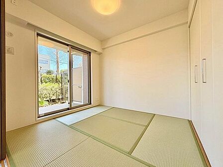 和室です、ぜひ現地にて、実際の広さや開放感をお確かめください。