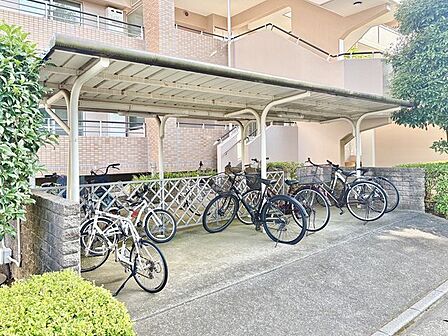 駐輪場です、ぜひ現地にてご確認ください。