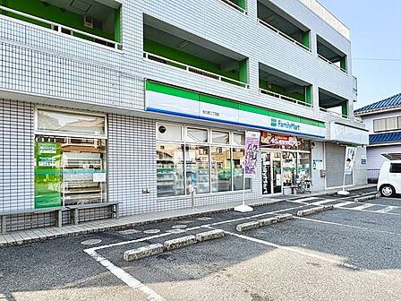 ファミリーマート牧の原二丁目店 徒歩3分 240m