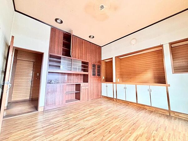 室内