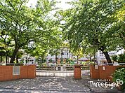 足立区立蒲原中学校 徒歩5分。 380m