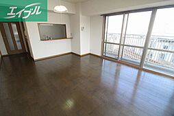 ファミールタワープラザ岡山 21階4LDKのリビング/ダイニング