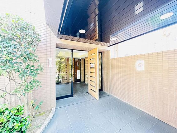 落ち着いた雰囲...
