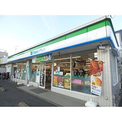 コンビニ「ファ...