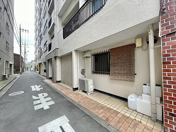 【エントランス...
